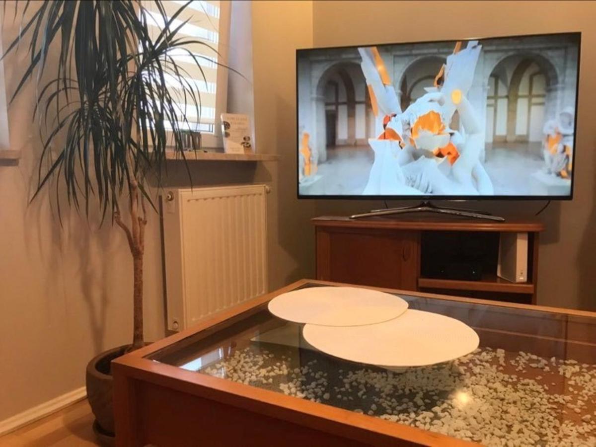 キェルツェApartament "Cleopatra 3" Z Miejscem Parkingowym, Faktury Vatアパートメント エクステリア 写真