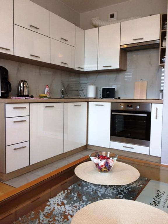 キェルツェApartament "Cleopatra 3" Z Miejscem Parkingowym, Faktury Vatアパートメント エクステリア 写真