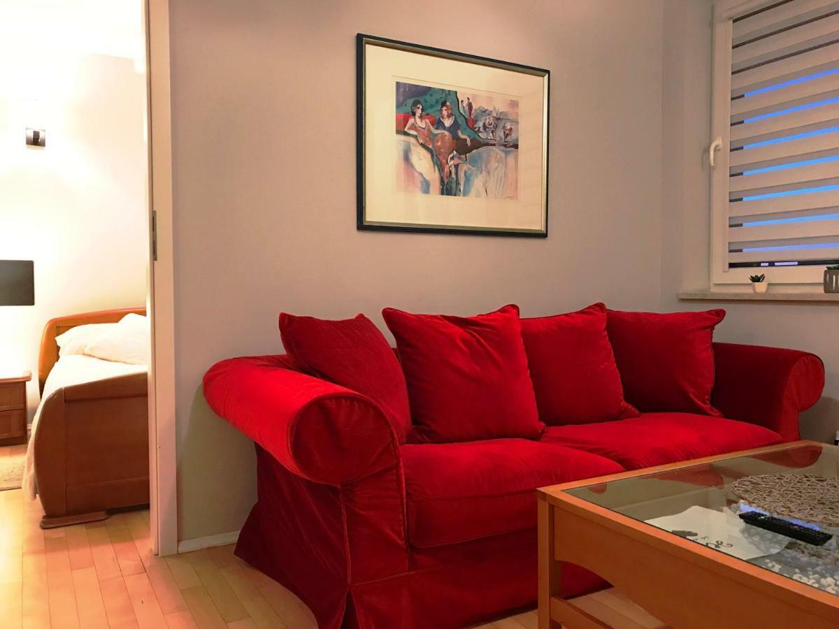 キェルツェApartament "Cleopatra 3" Z Miejscem Parkingowym, Faktury Vatアパートメント エクステリア 写真